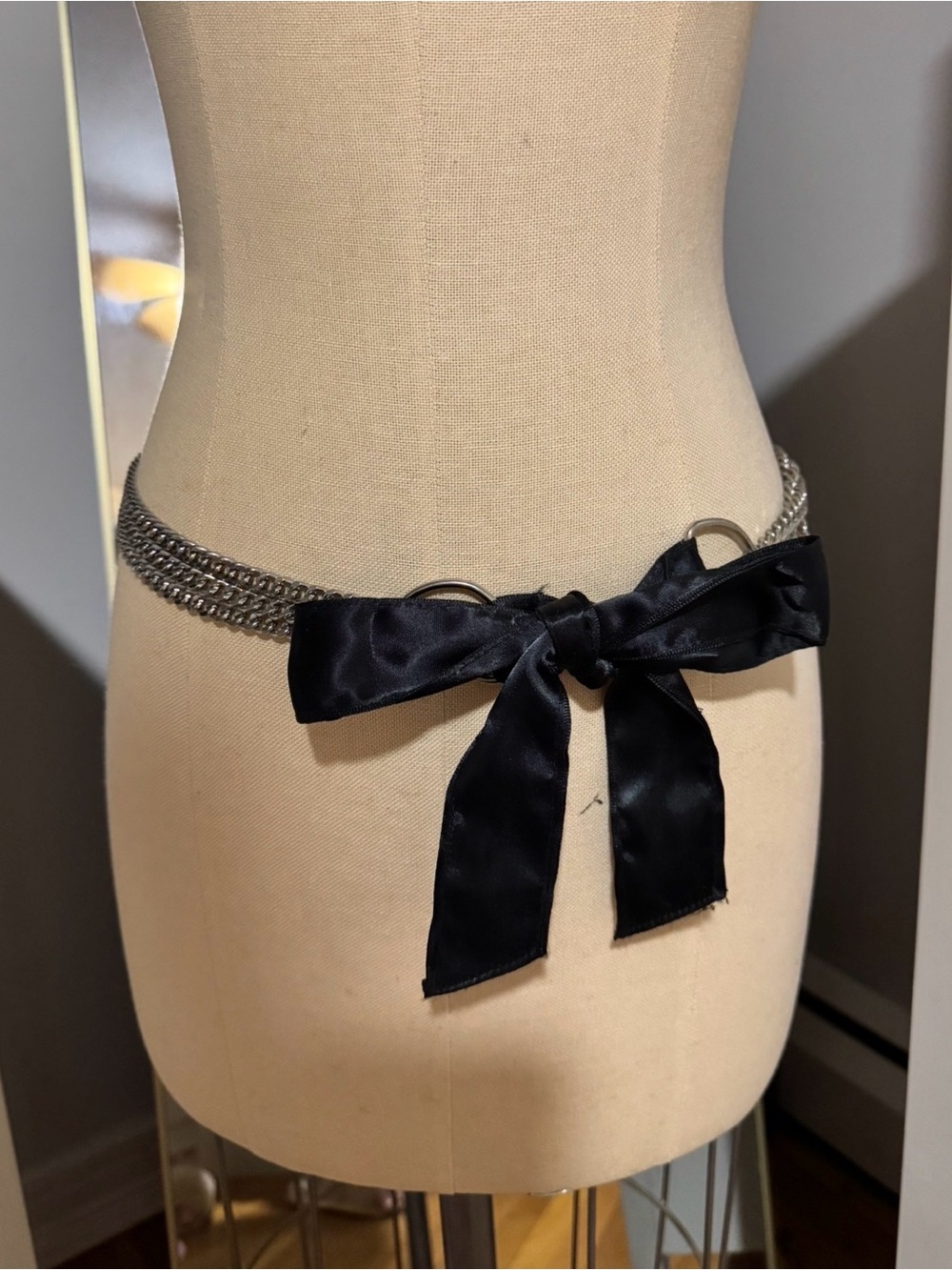 Banana Republic‎ Black Satin Bow Chain Belt